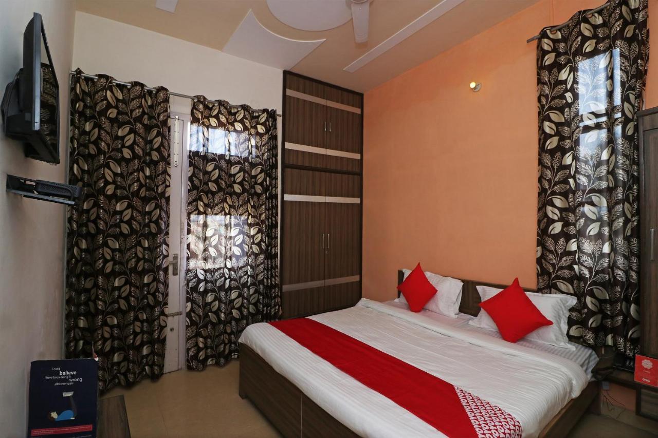Oyo Flagship Mann Bed And Breakfast Rājpura Exterior foto